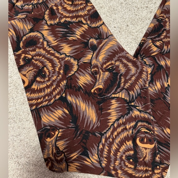 LuLaRoe Grizzly Bear Pattern One Size Leggings - Picture 3 of 7
